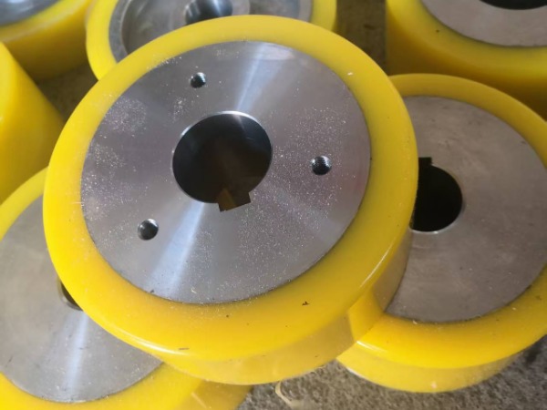 Stop Flat Spots on Polyurethane Stacker Wheels for Logistics Hub